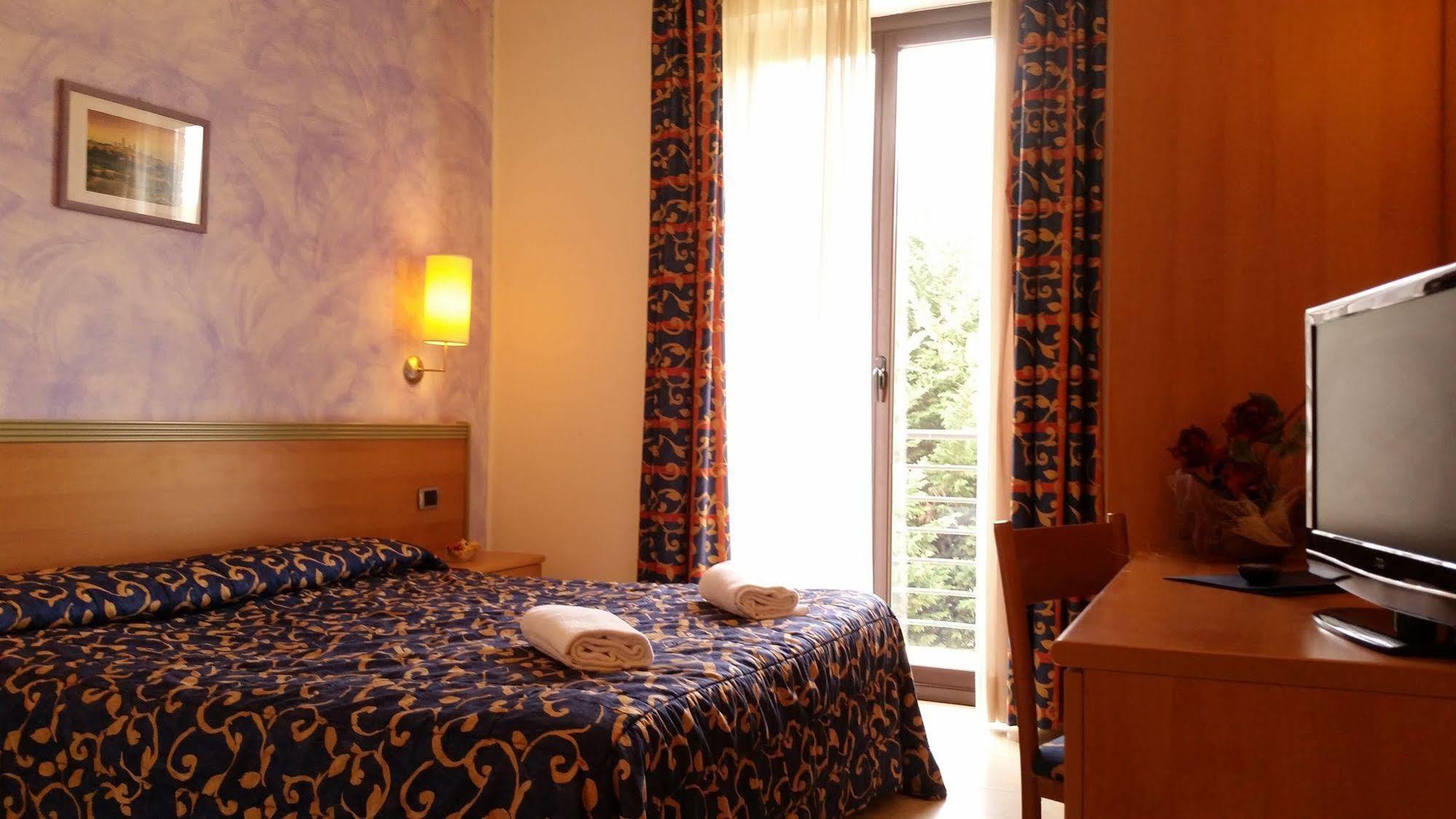 Palace Hotel Due Ponti Siena Zewnętrze zdjęcie